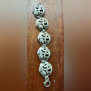 Elegant Silver Women's Bracelet